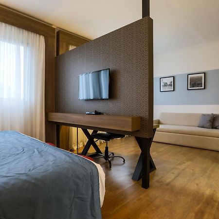 Готель Tryp By Wyndham Рібейран-Прету Екстер'єр фото